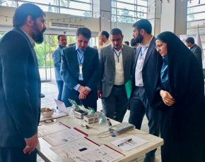 دکتر مهربانی، مدیریت دفتر طرح و برنامه پژوهشگاه ارتباطات و فناوری اطلاعات دکتر لیلا محمدی٫ رئیس پژوهشگاه ارتباطات و فناوری اطلاعات
